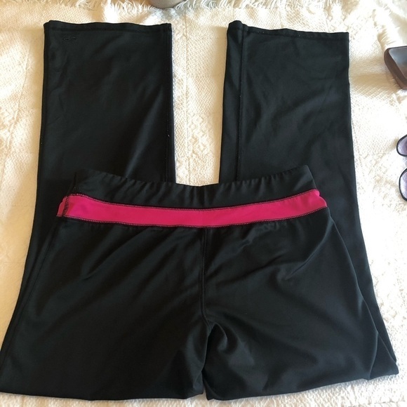 Champion Yoga Pants Medium Rise Black with Pink Trim size Medium - Picture 2 of 11